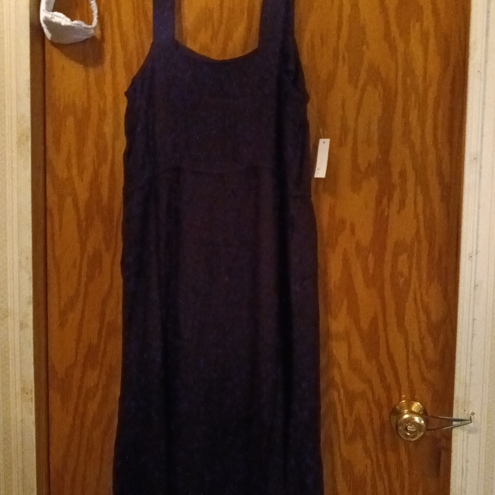 Dress - Picture 5 of 6